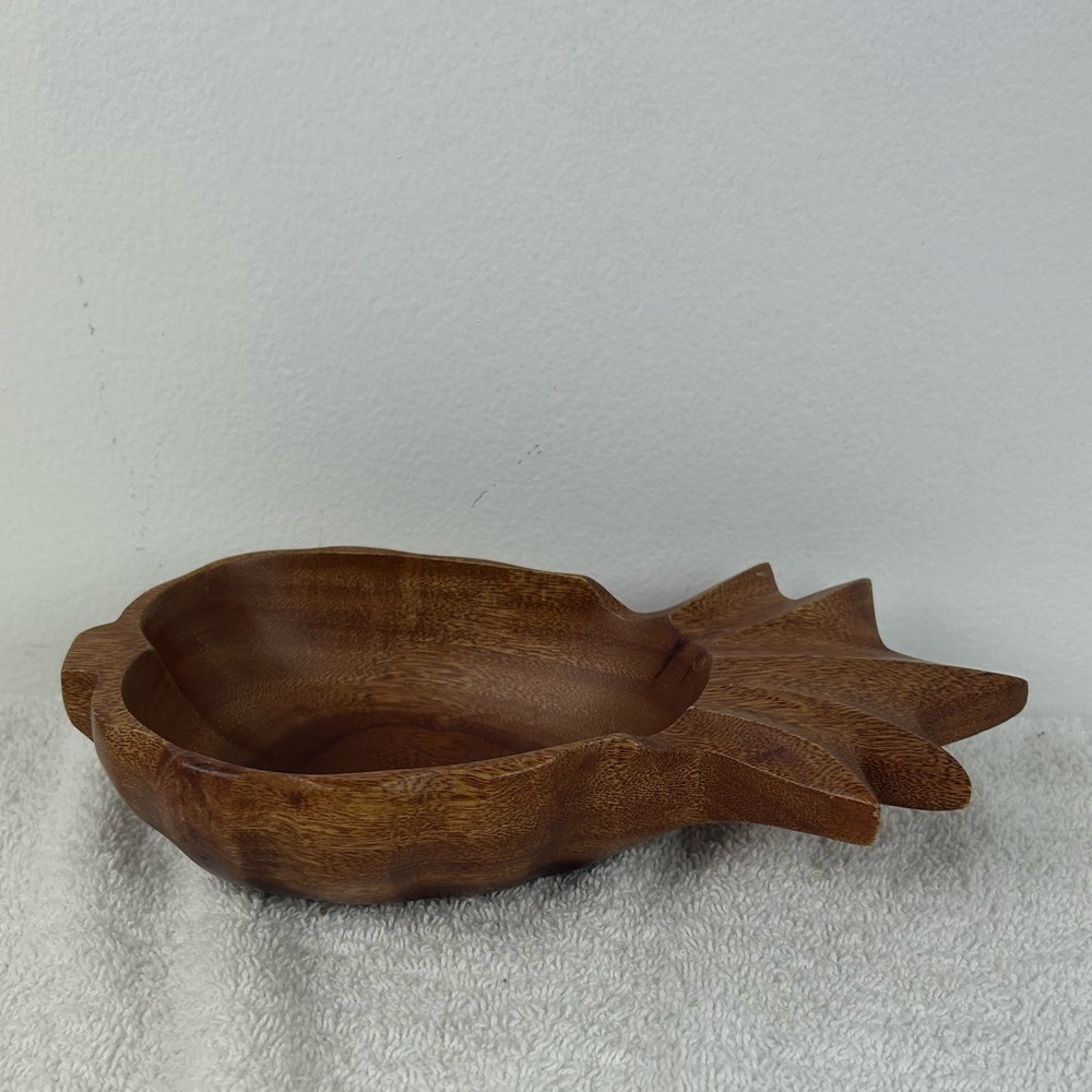 VTG Hand Craved Hawaiian Kamani Wood Pineapple Shaped Bowl Decorative Bowl 9"